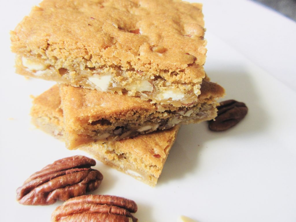 chocolate pecan blondies