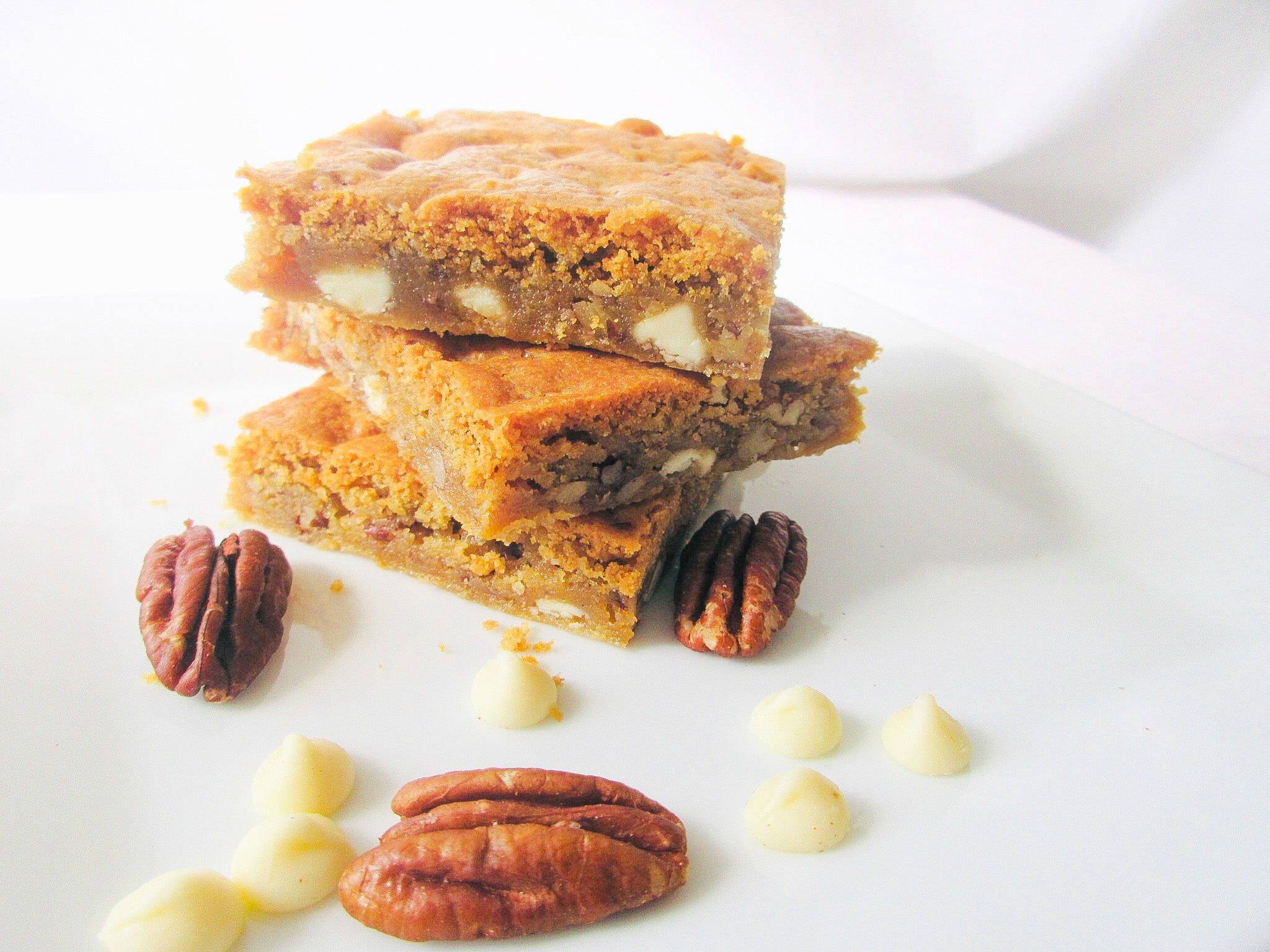 pecan blondies