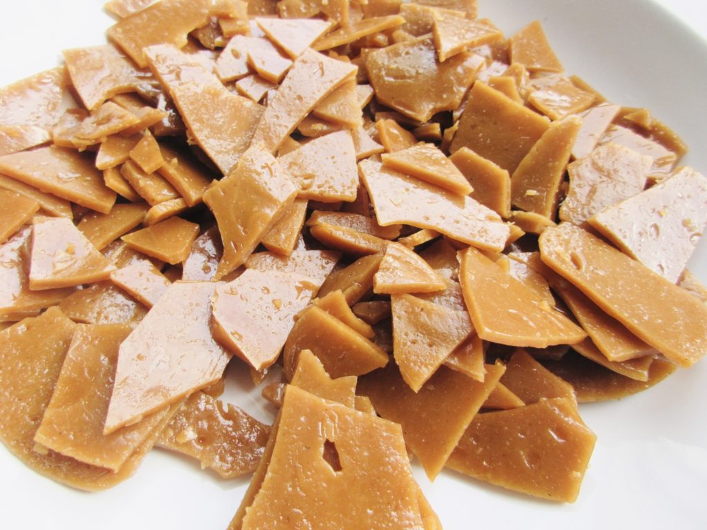 English toffee pieces