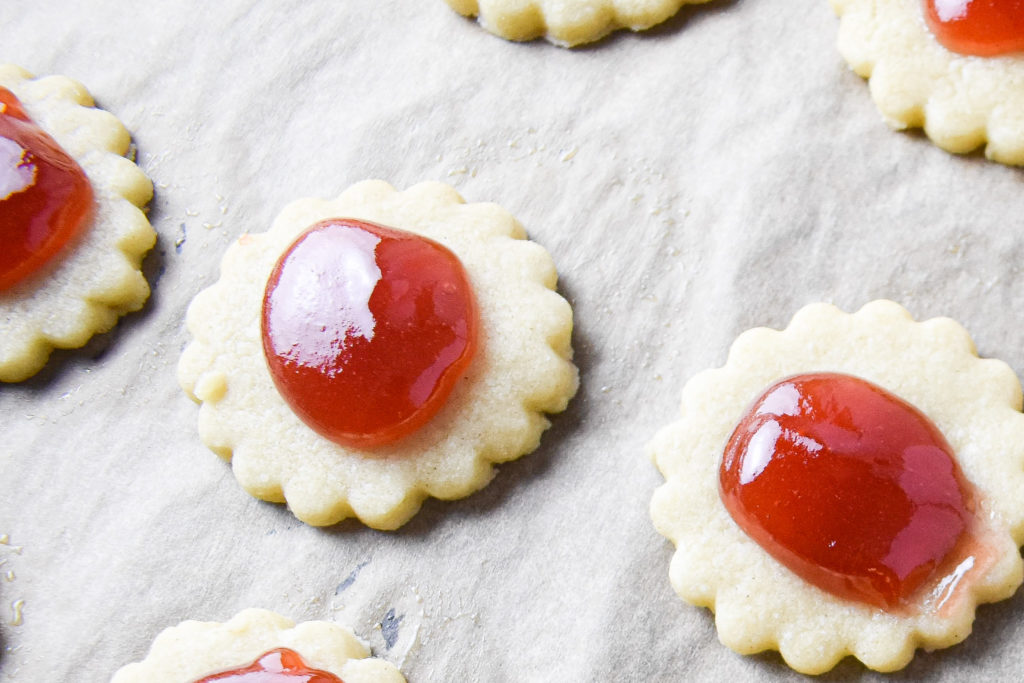 jam sandwich biscuits